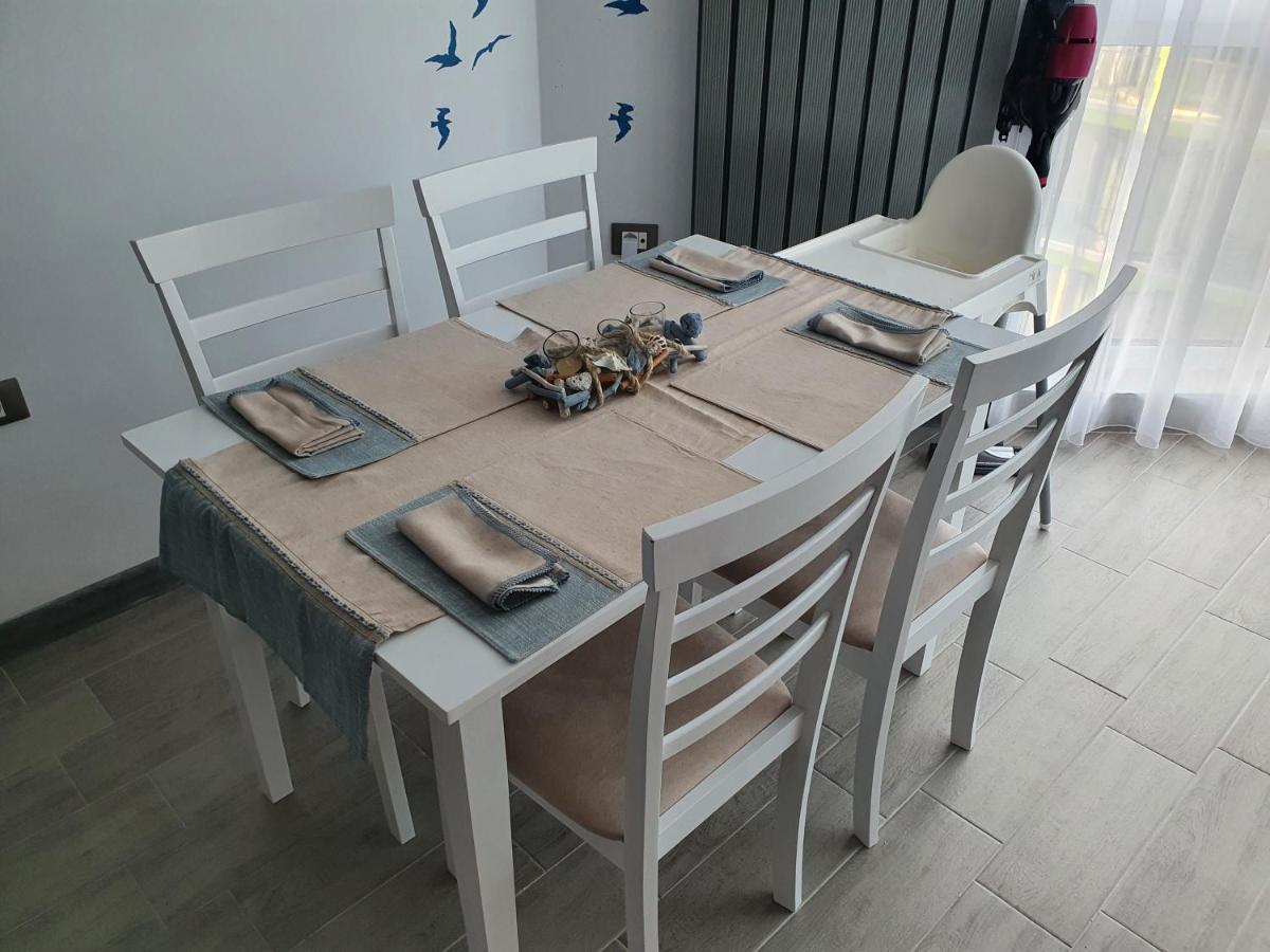 Alezzi Resort - Kids By The Sea - Baby Friendly Apartment นาโวดาริ ภายนอก รูปภาพ