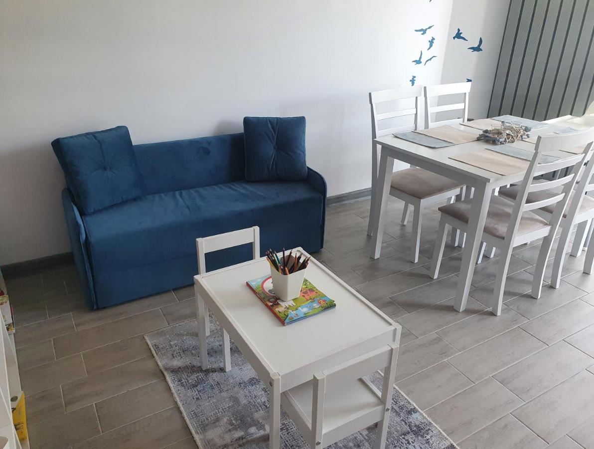 Alezzi Resort - Kids By The Sea - Baby Friendly Apartment นาโวดาริ ภายนอก รูปภาพ