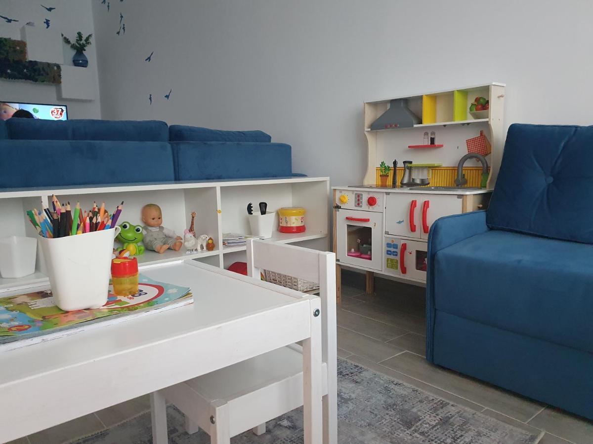 Alezzi Resort - Kids By The Sea - Baby Friendly Apartment นาโวดาริ ภายนอก รูปภาพ